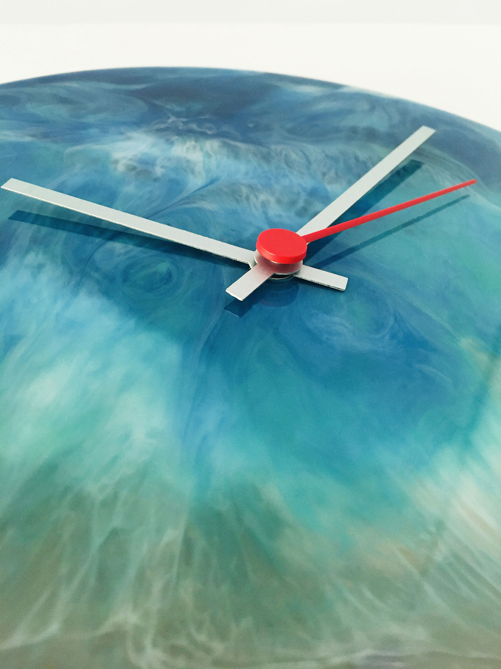 Dettaglio del BEACH WAVES orologio in resina